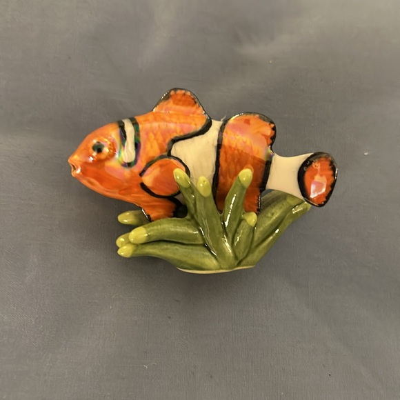 Grouping of Knick Knacks - Picture 8 of 9